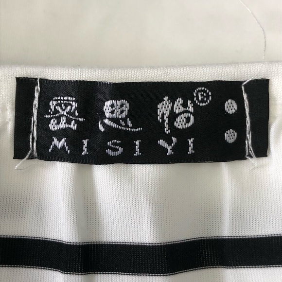 🏝️☀️Women’s print t-shirt navy☀️🏝️ - Picture 5 of 5